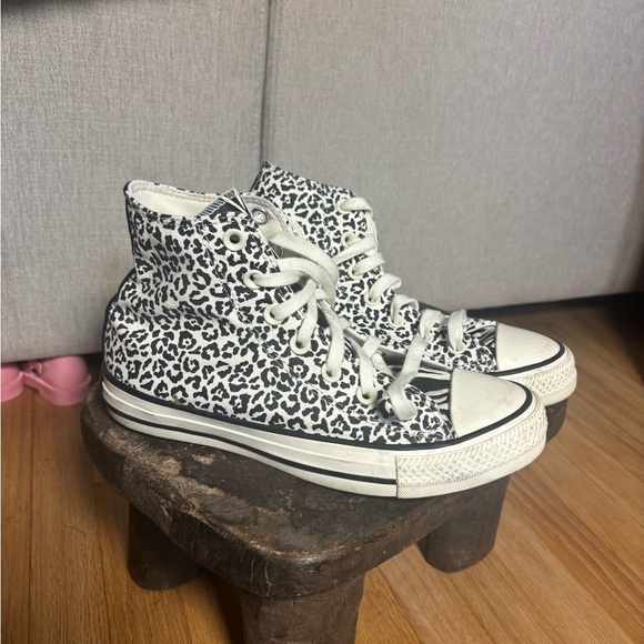 womens Leopard Print High-Top converse Sneakers - Picture 1 of 3